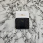 Coatch Noir Stripe Mini Zipper Wallet With Box (AAA60017) (Coffee)