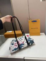 Louiis vuitton monogram shoulder bag with double box 771 - Image 2