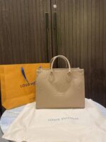 louiis vuitton onthego mm monogram empreinte giant with carry bag & dust cover 969 - Image 4