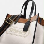 Coatch Field Tote 30 With Original Box Dustcover Tags - Image 2