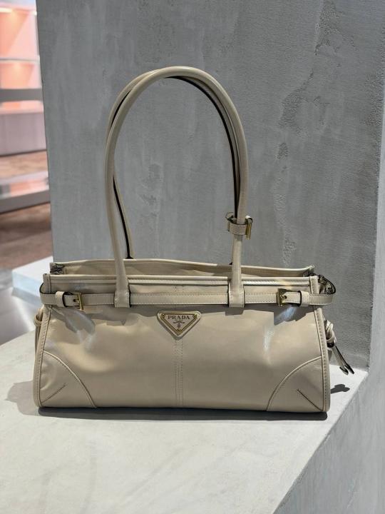 6ace152c9b02f0.jpeg Pradda CB Bonnie Medium Long Handle Bag With Original DustCover & CarryBag - Image 1