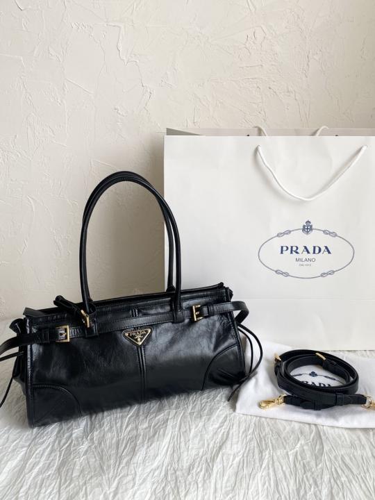 6ace156d073870.jpeg Pradda CB Bonnie Medium Long Handle Bag With Original DustCover & CarryBag - Image 1
