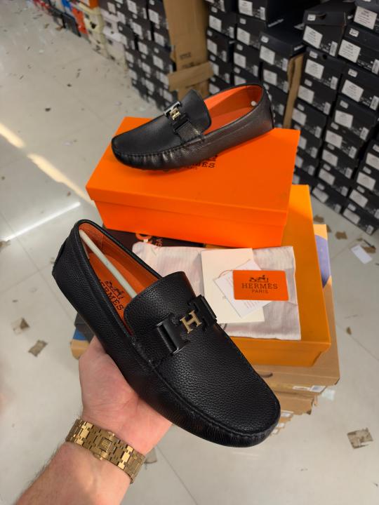 6ace1eabdee460.jpeg Hermez Small Buckle Premium Loafers Surplus Leather Quality With All Accessories Hx006 - Image 1