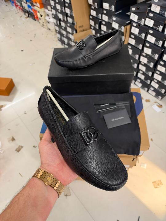 6ace1f075ae580.jpeg Dolche Gabana Premium Loafers Surplus Leather Quality With All Accessories HX008 - Image 1