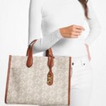 Micheal kors Gigi Large Empire Signature Tote bag 2030