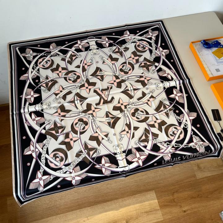 6acf2e3096f2a0.jpg luois vuton Monogram Chain & Floral Print Silk Square Scarf Black Beige & Pink With Carry Bag - Image 1
