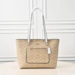 Coatch_CITY Hutton wit pocket tote bag withoutbox 6885