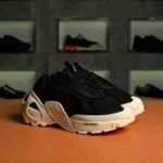Adiddas Wonder Runner cream Black