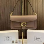 Coac tabby shoulder sling bag with og box 552 fix